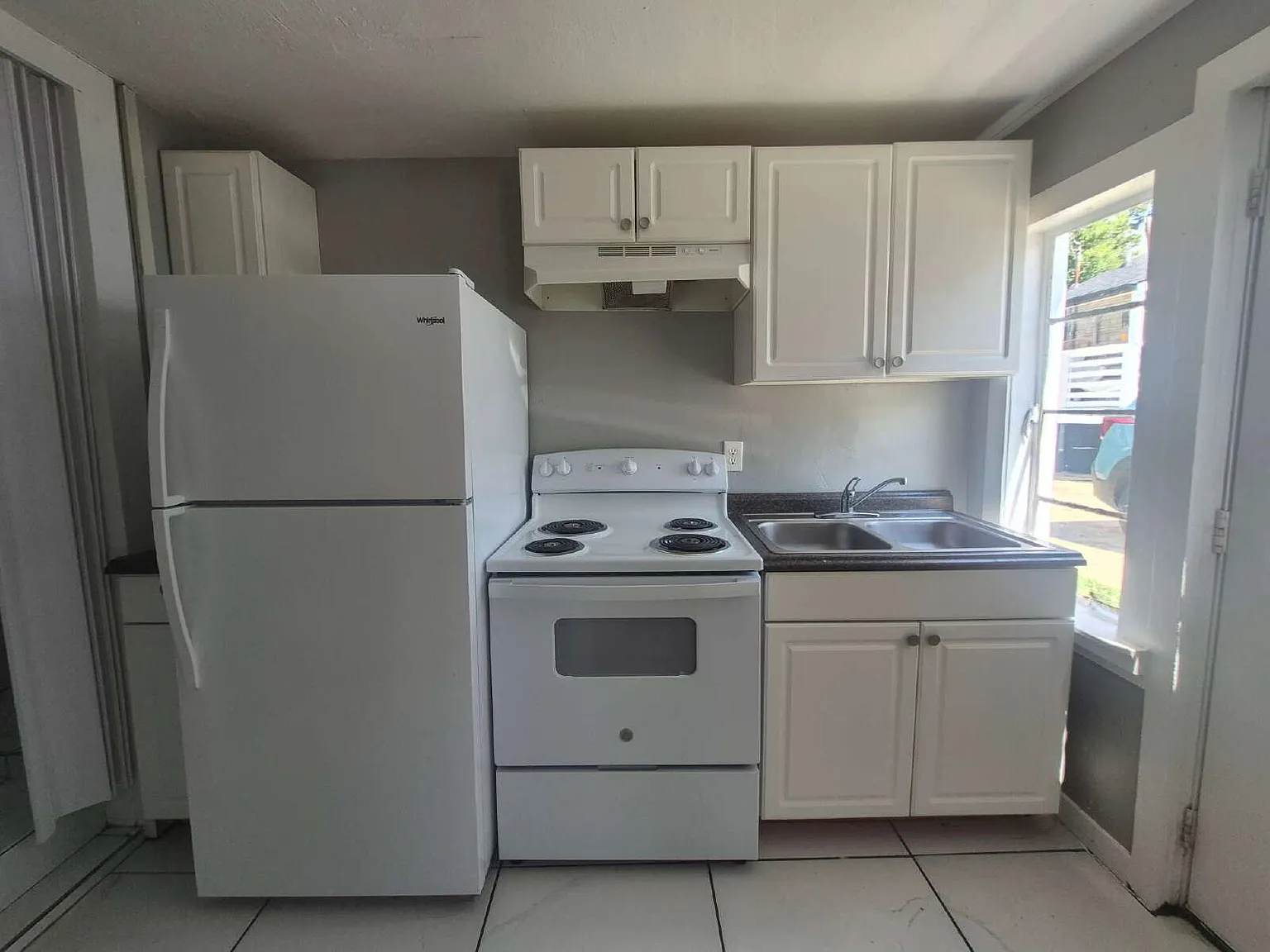 2 bed, 1.0 bath, 780 sqft, $795 — Photo 4