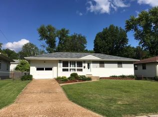 7026 Laupher Ln, Hazelwood, MO