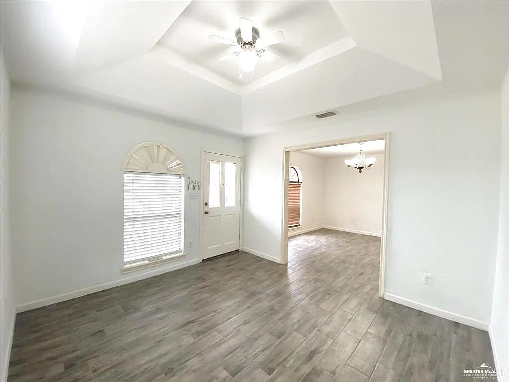 Building Photo - 5033 Ibis Ave