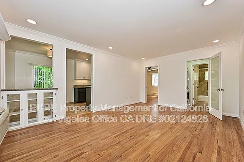 1527 Harvard St #2 Photo 1