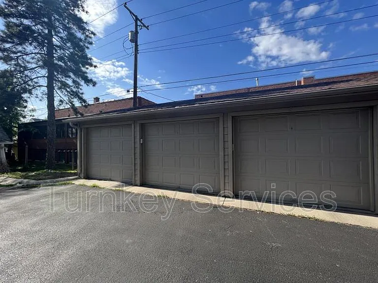 5016 California St #12 — Photo 6