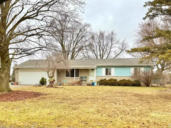 7040 Lou Mac Dr, Swartz Creek, MI 48473