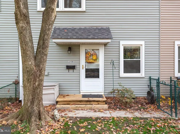 20 Hillside Rd Unit K, Greenbelt, MD 20770