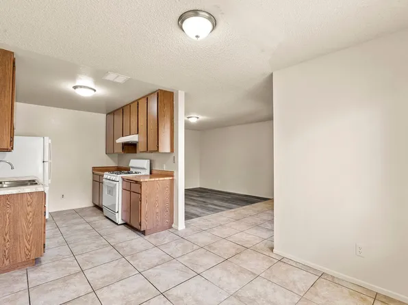 Wakefield, 9228 Wakefield Ave APT 106, Panorama City, CA 91402