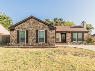 3712 Bigleaf Ln, Fort Worth, TX 76137