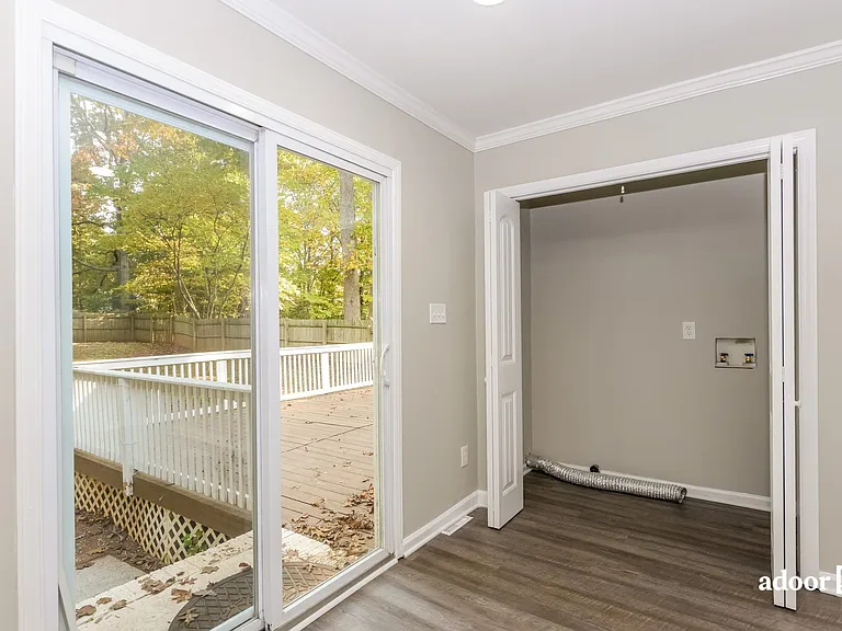7206 Lancashire Dr #7 — Photo 13