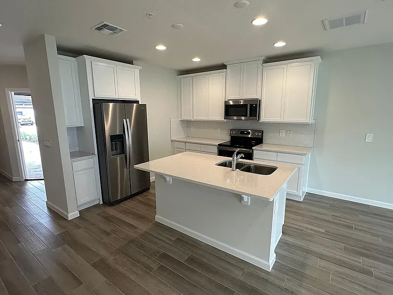 2307 Morning Rose Ct — Photo 4