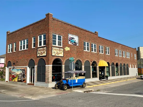 2127 Broadway St, Galveston, TX 77550