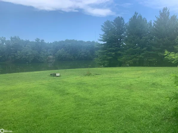 11047 137th Ave, West Burlington, IA 52655