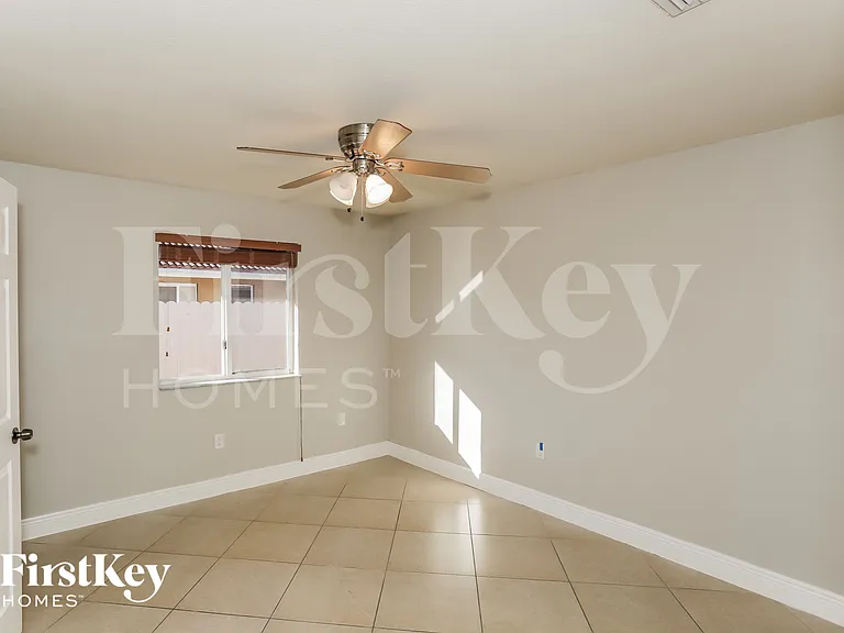 3124 SW 142nd Pl — Photo 8