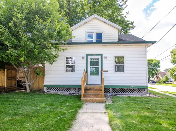 236 N Maple STREET, Watertown, WI 53094