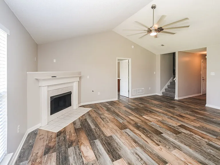 6708 Kentbrook Dr — Photo 4