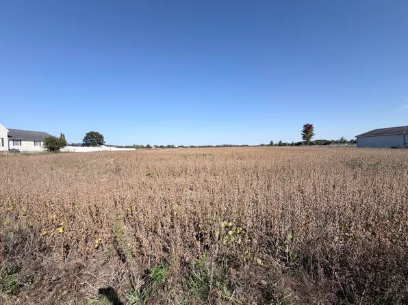 2000 W Beecher Rd, Adrian, MI 49221