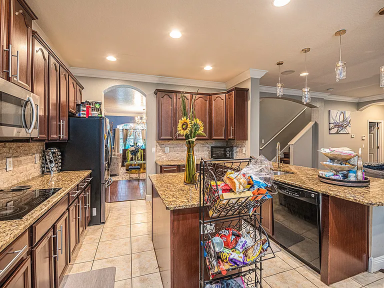 706 York Dale Dr — Photo 13