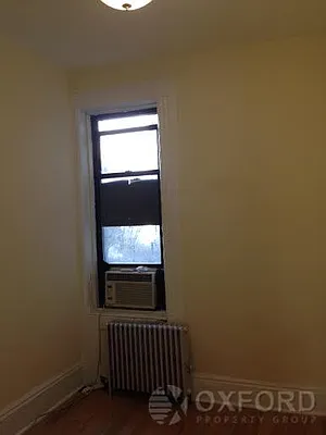 Rented by Oxford Property Group | media 37