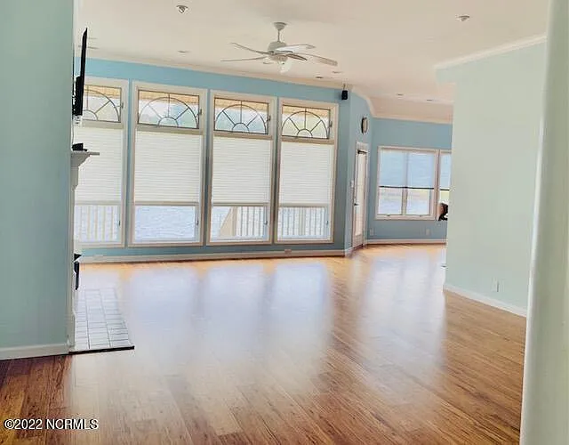906 Diamond Ct — Photo 15