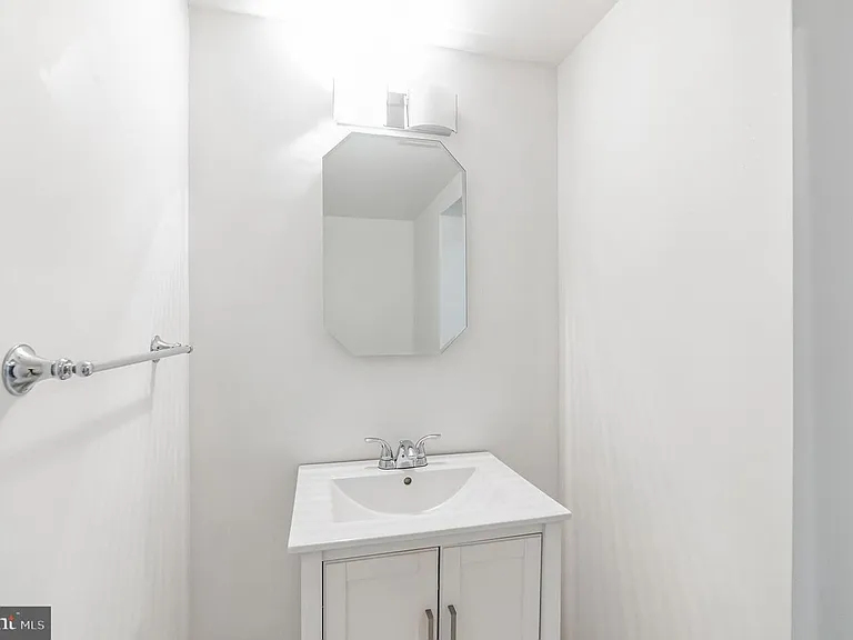 6704 Buttermere Ln — Photo 14