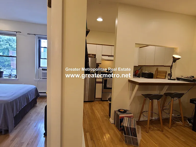 16 Foster St #8 — Photo 6