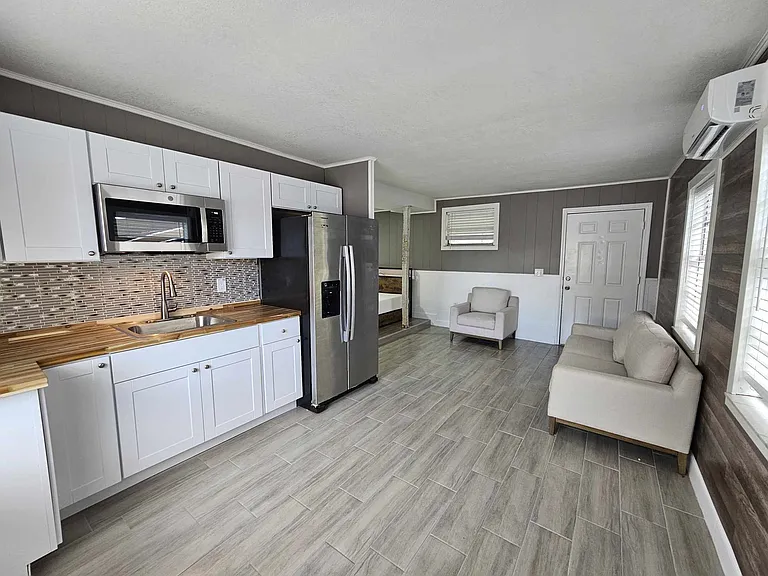 2814 Bonneville Dr #2 — Photo 4
