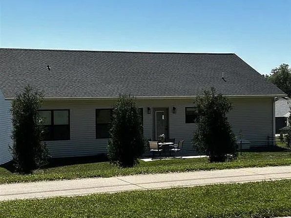 14 Green Oak Ct, Fort Madison, IA 52627