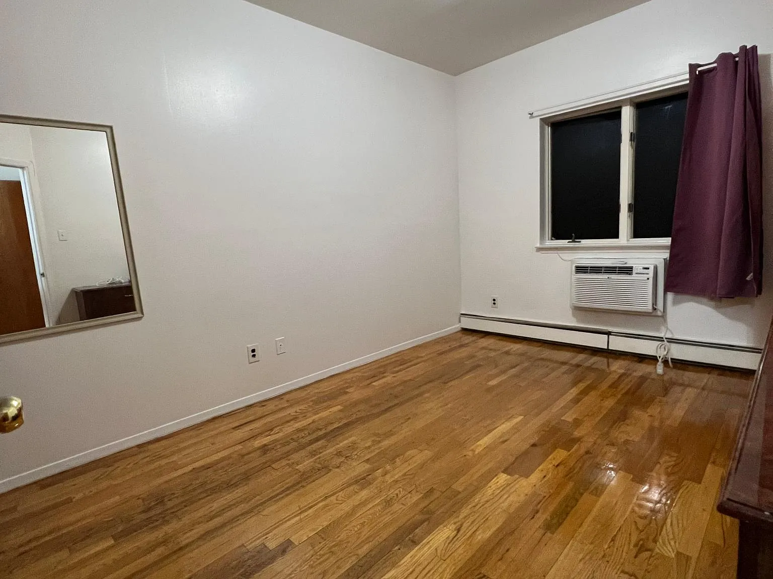 2 bed, 800 sqft, $2,100 — Photo 4