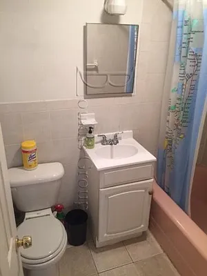 Rented by Bouklis Group | media 7