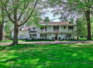 5000 Burley Hills Dr, Cincinnati, OH 45243