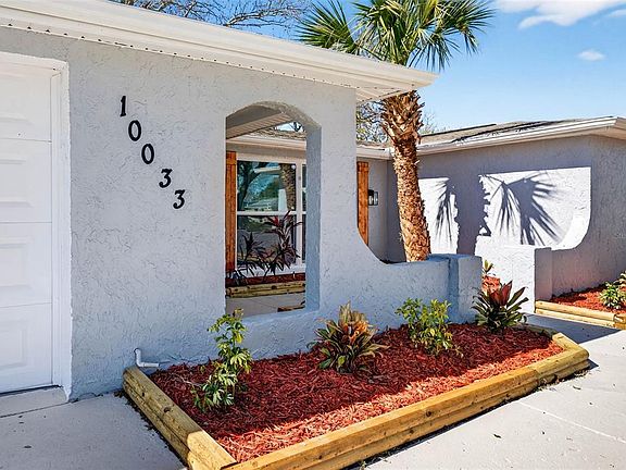 3rd image of 10033 Regency Park Blvd