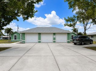 509 NE 24th Pl, Cape Coral, FL 33909