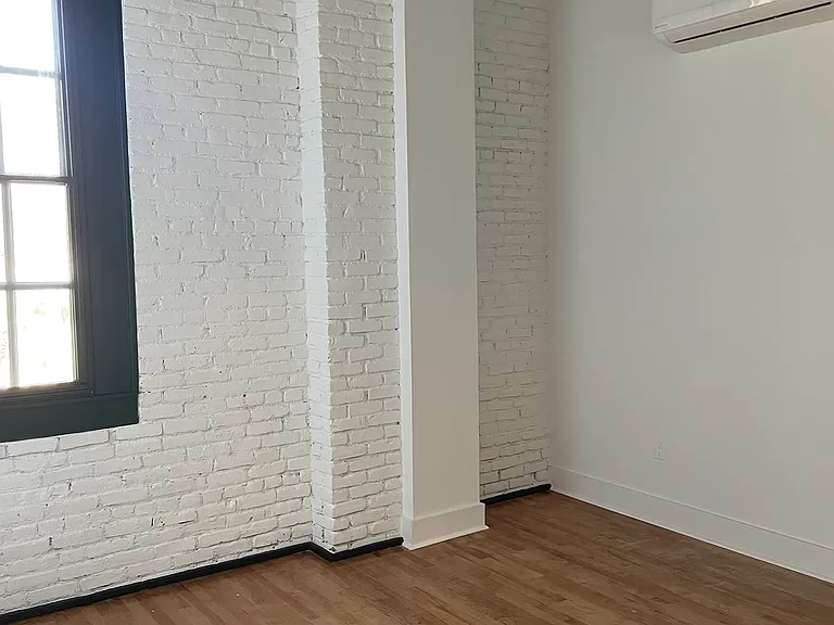 723 Jefferson St. — Photo 9