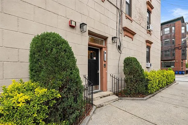 333 Monroe St #3S — Photo 1