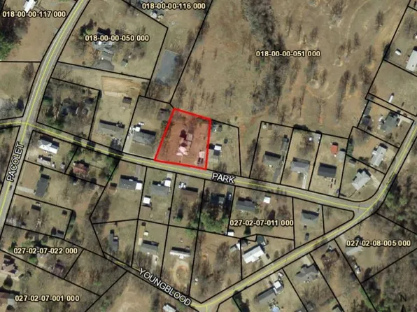 127 Park Dr, Jonesville, SC 29353