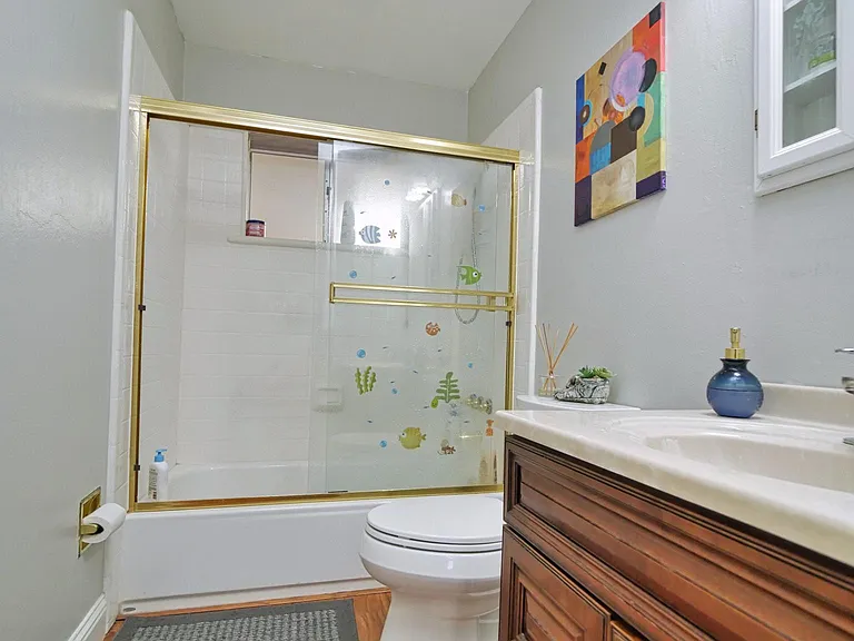 1655 Crater Lake Ave — Photo 22