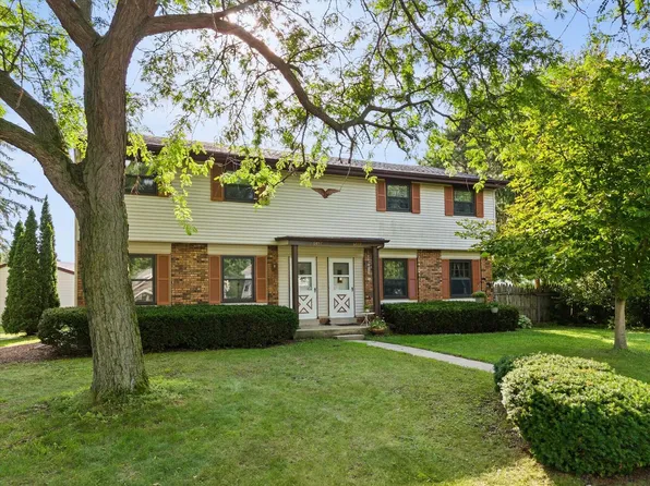 6859 Enge DRIVE #6857, West Bend, WI 53090