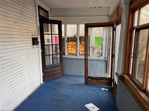 2nd image of 619 Harrison St #1