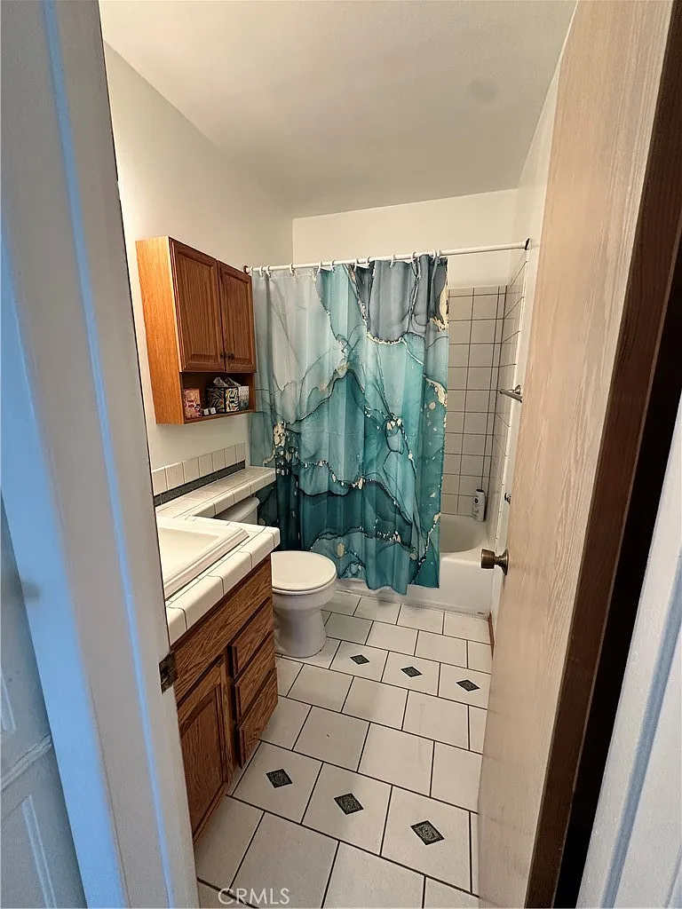 3 bed, 1428 sqft, $4,500 — Photo 4