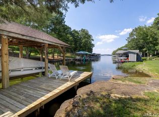 139 Persimmon Ln, Littleton, NC 27850
