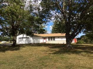 16430 N Millikin Ln, Mount Vernon, IL 62864