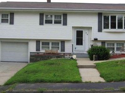 37 Montcalm Ave, Blackstone, MA, 01504