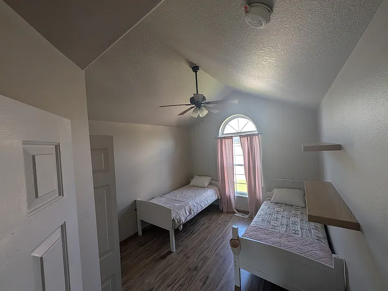 4688 Scott Allen Dr — Photo 9