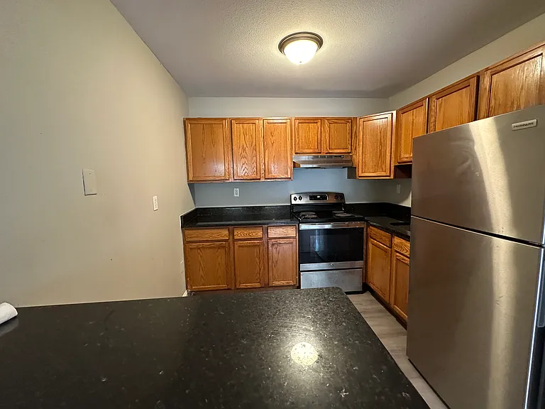 44 Barnes Ave #B6 — Photo 2
