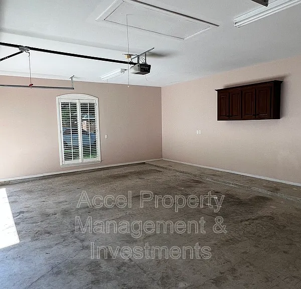 3911 Inez St — Photo 29