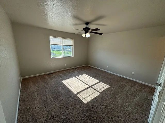 3209 Decoy Ave — Photo 11