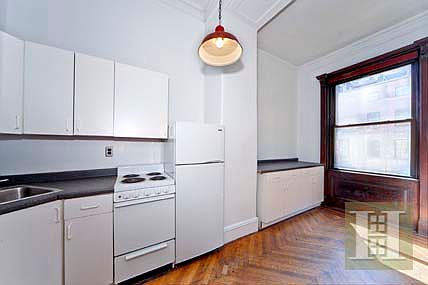 3rd image of 12 E 10th St APT 2R