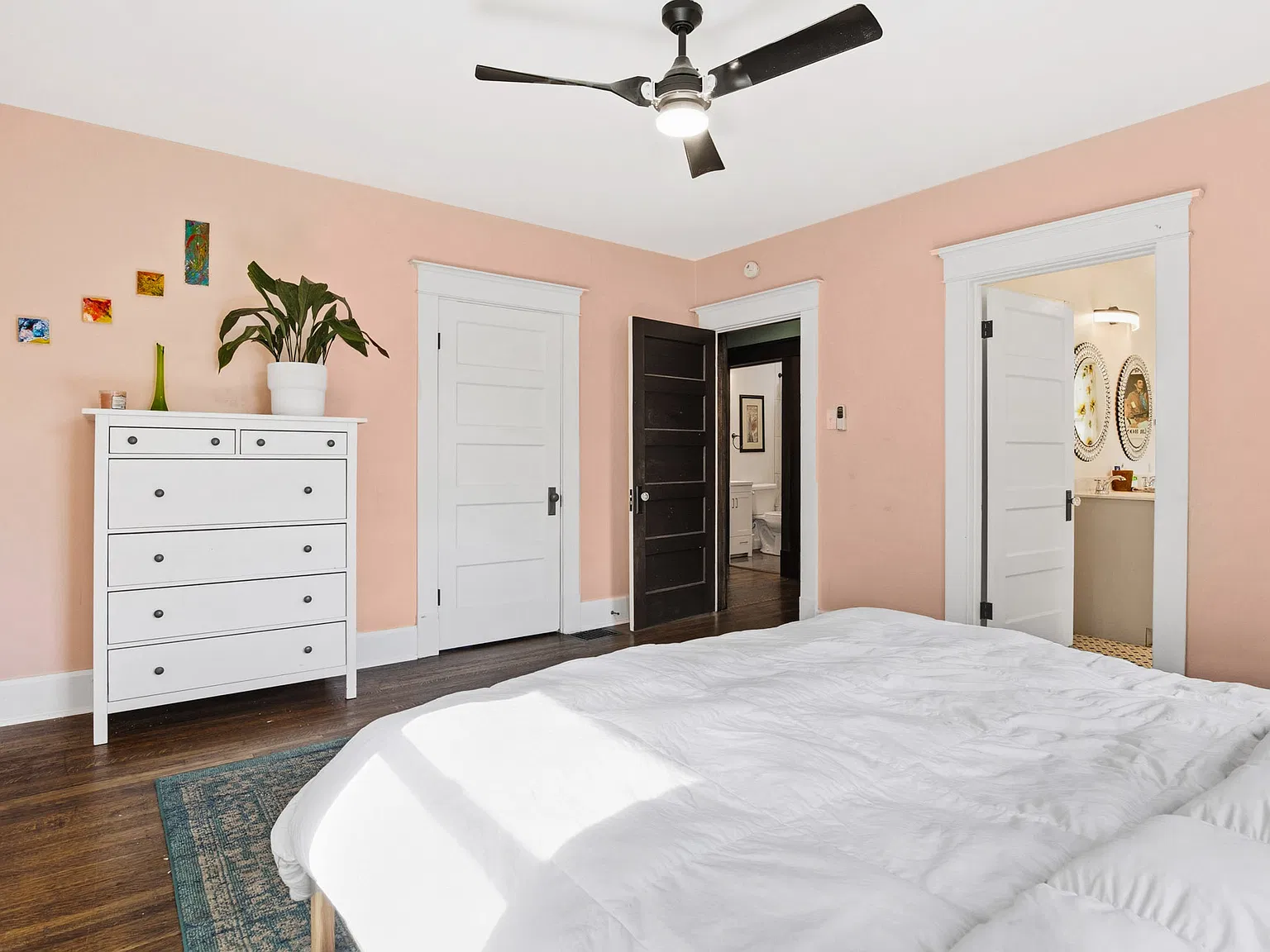 4 bed, 2.5 bath, 2027 sqft, $3,195 — Photo 1