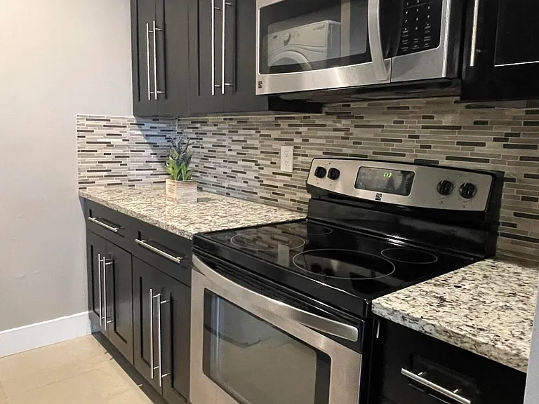 10092 Twin Lakes Dr #38-H — Photo 2