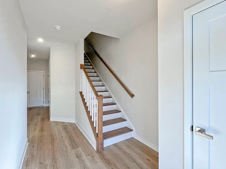 4456 Sulford Ter — Photo 13