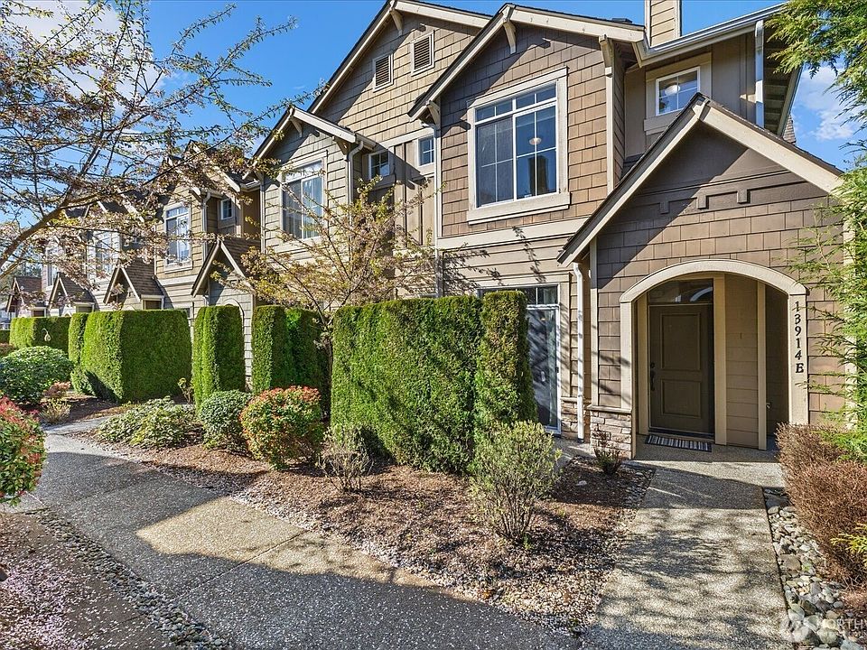 1st image of 13914 N Pointe Circle #E