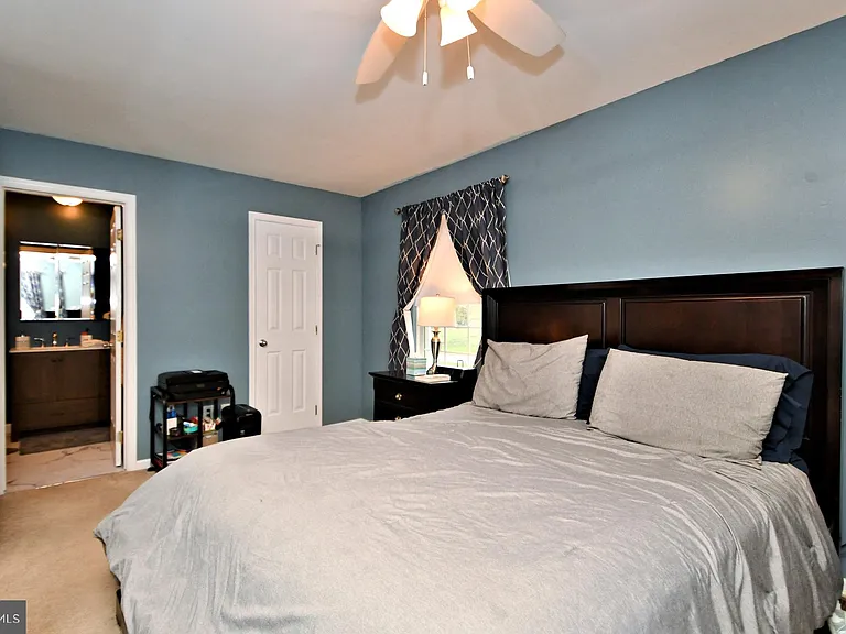 800 Beacon Ct — Photo 30