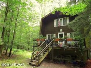 130 Cypress Ln, Greentown, PA 18426